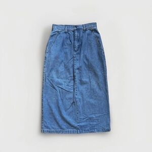 Stylish Blue Denim Midi Skirt